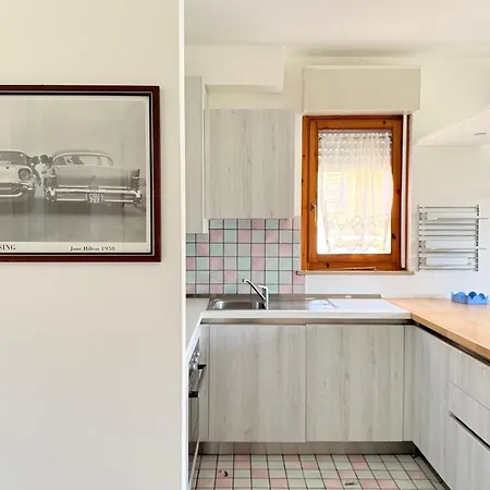 S041 - Sirolo, Trilocale Con Giardino E Garage 公寓 *