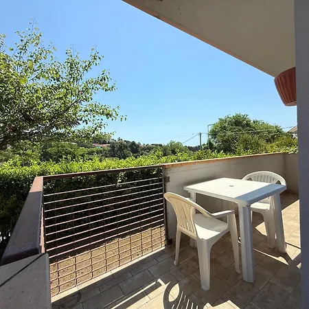 S041 - Sirolo, Trilocale Con Giardino E Garage *